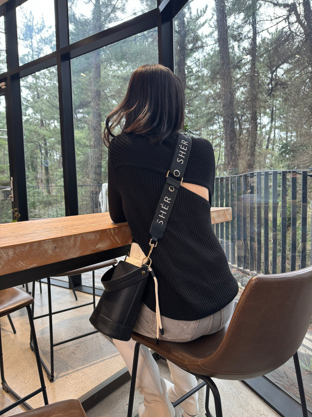 The Bucket Bag - Black